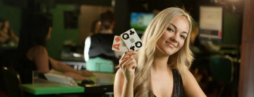 Live blackjack dealer